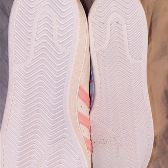 Adidas Super Stars - Picture 5 of 5